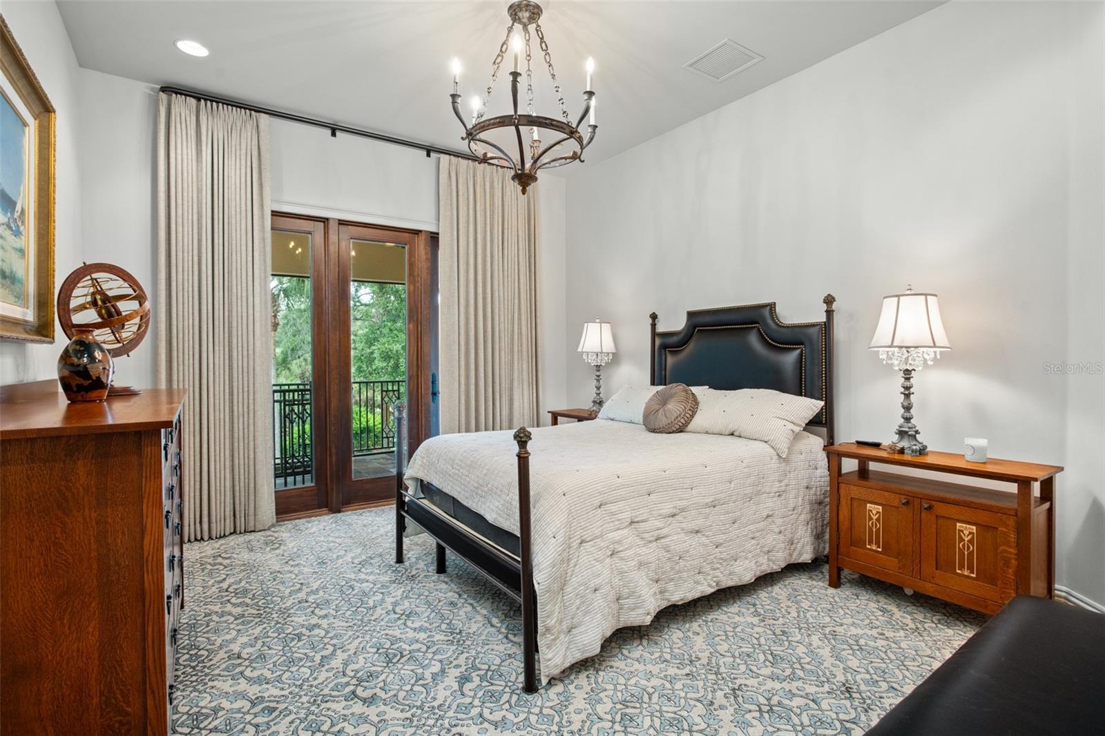 ISLEWORTH - Residential