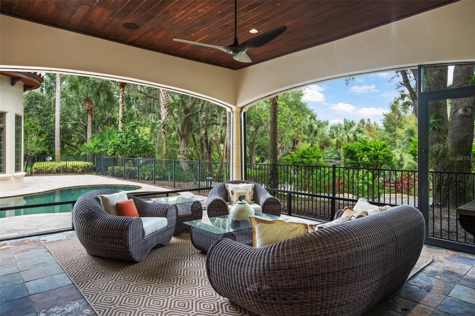 ISLEWORTH - Residential