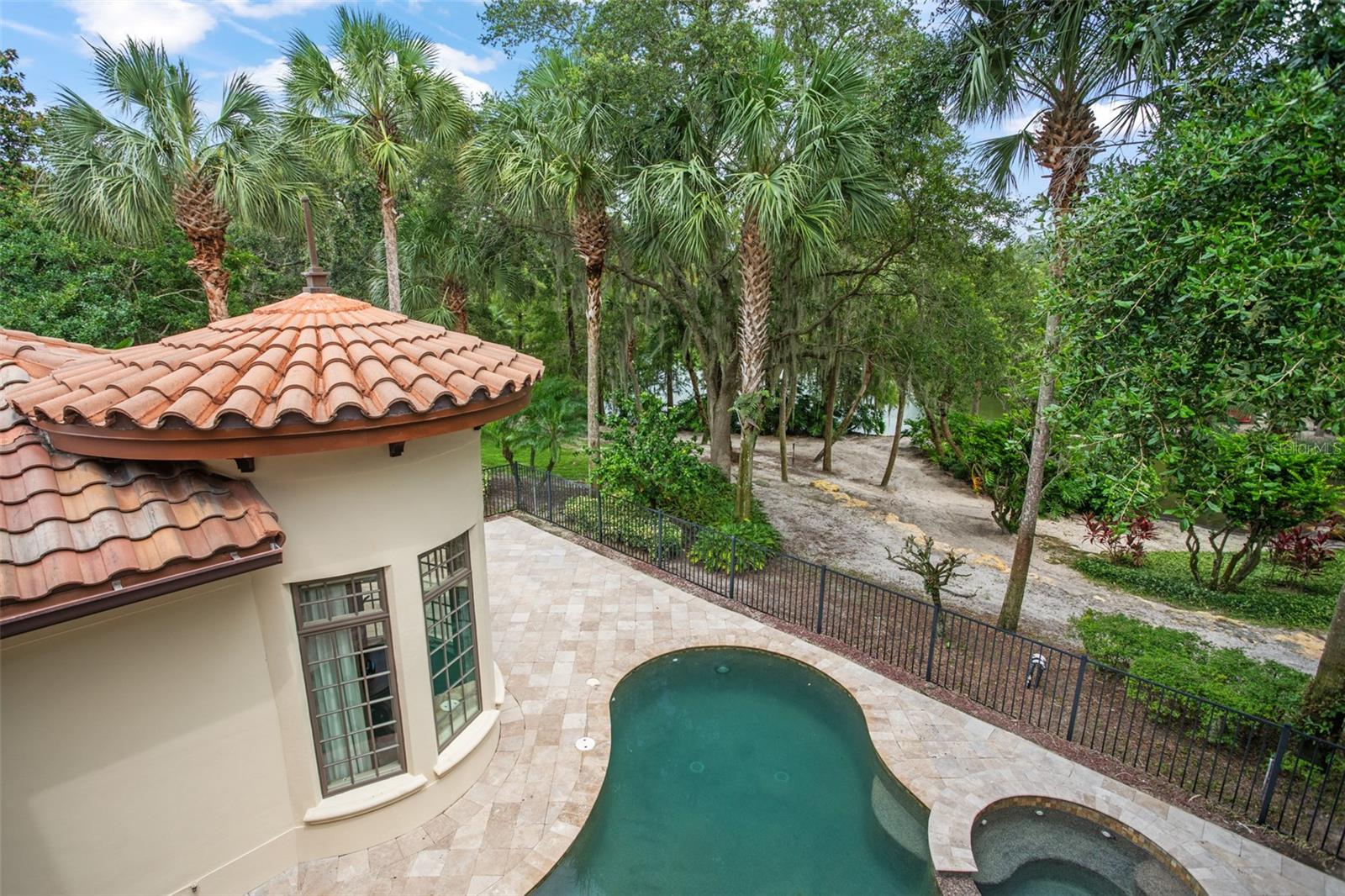 ISLEWORTH - Residential