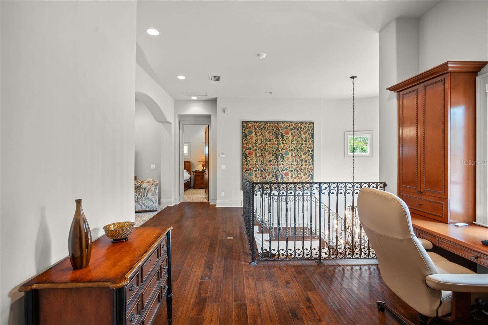 ISLEWORTH - Residential