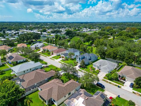 A home in PALMETTO