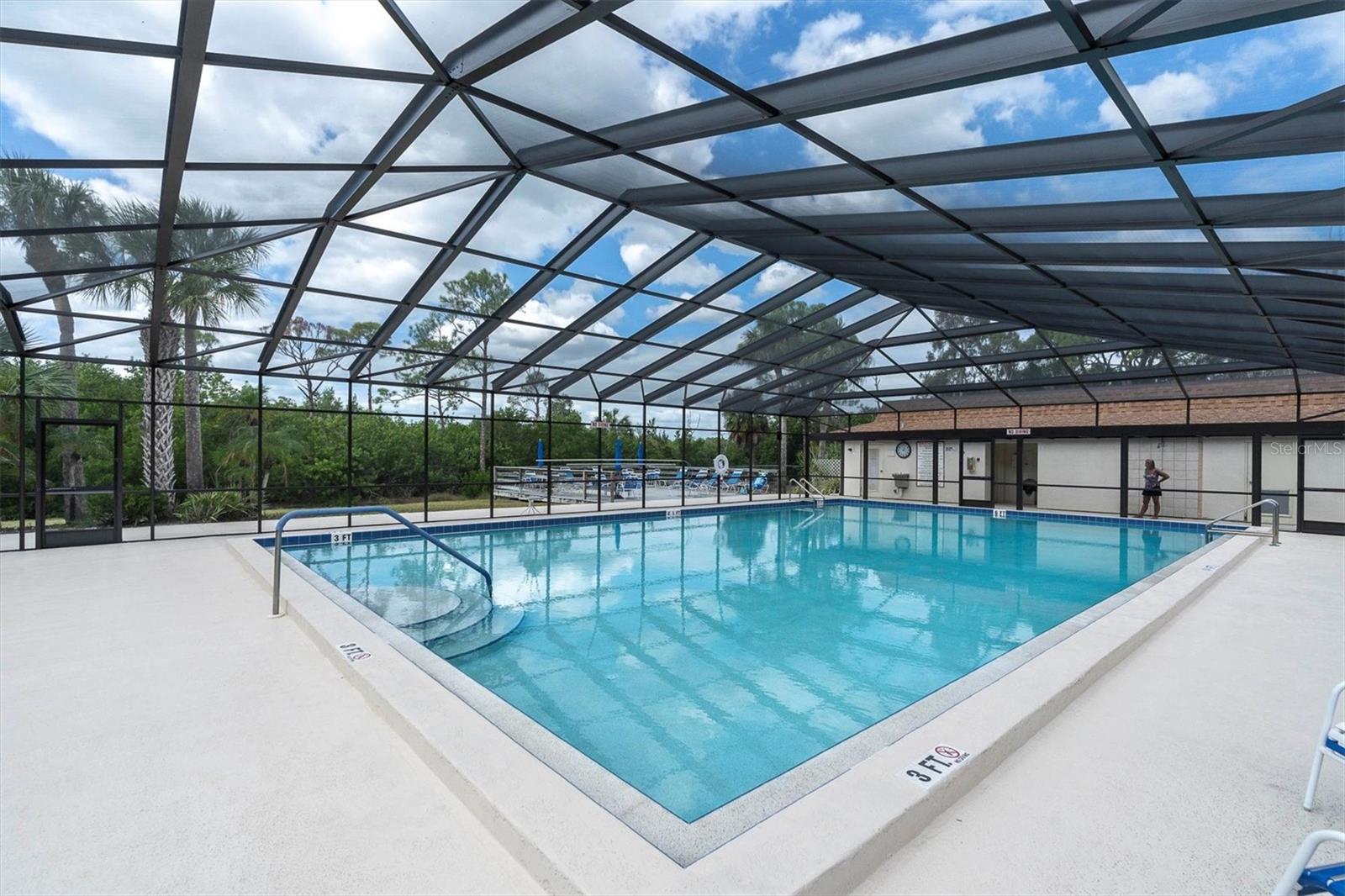 ISLAND VIEW SOUTH CONDO - Residential