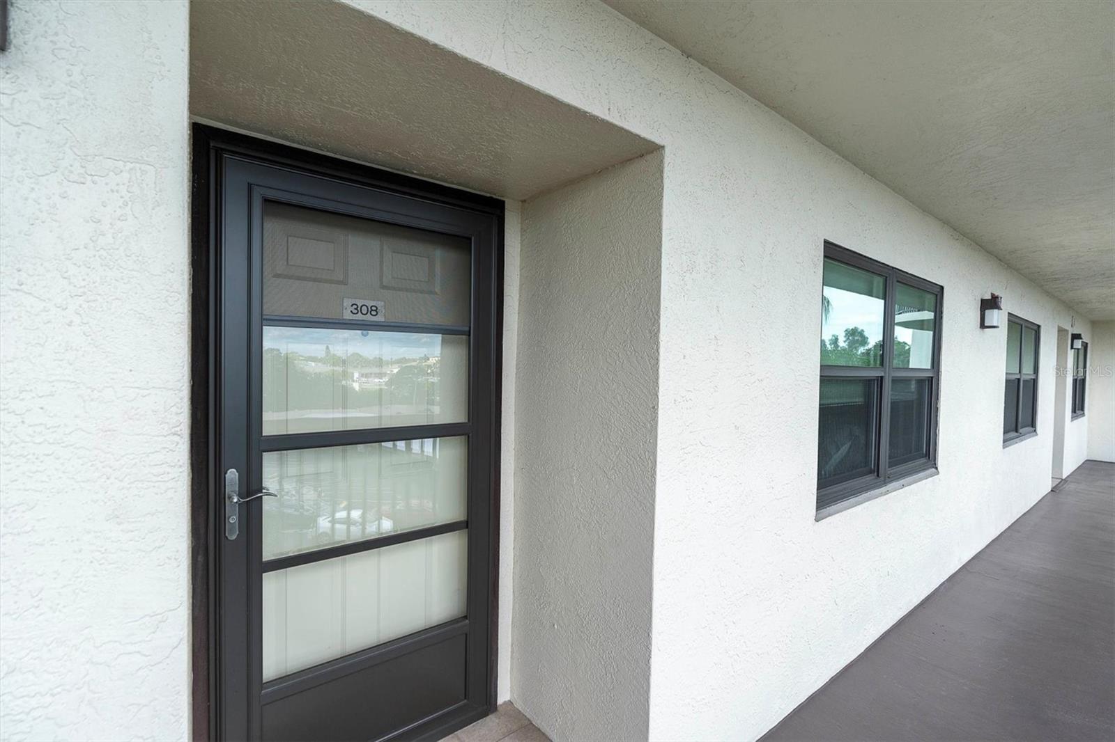 ISLAND VIEW SOUTH CONDO - Residential