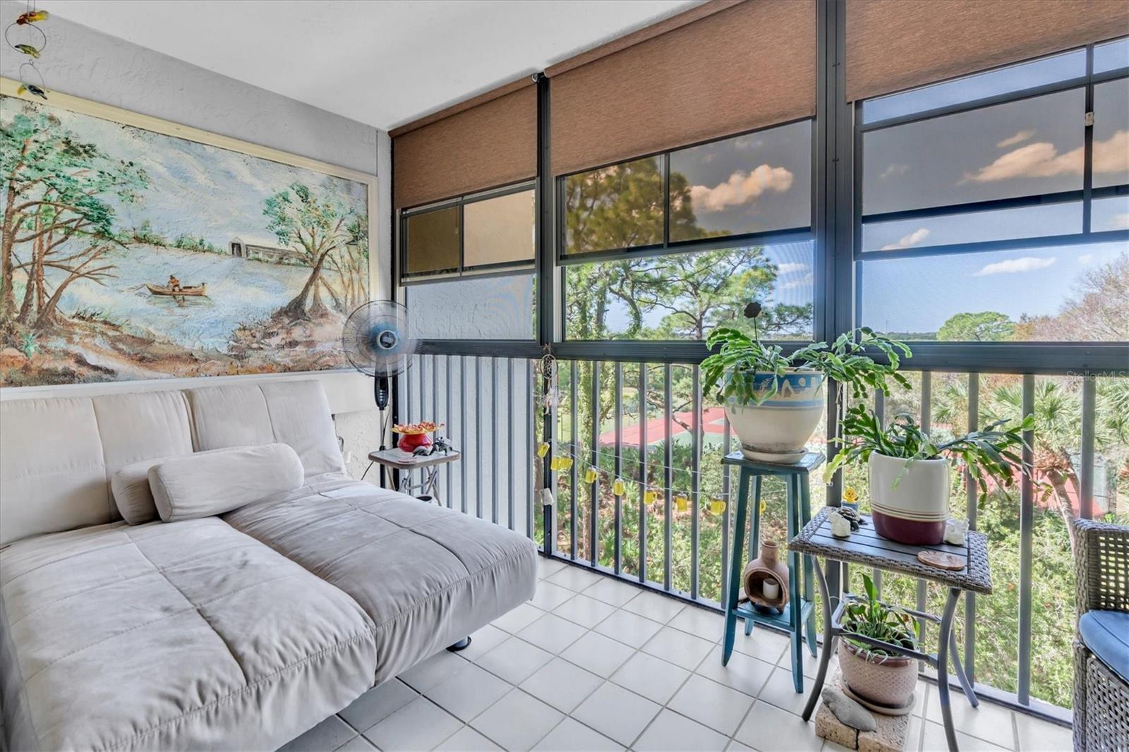 ISLAND VIEW SOUTH CONDO - Residential