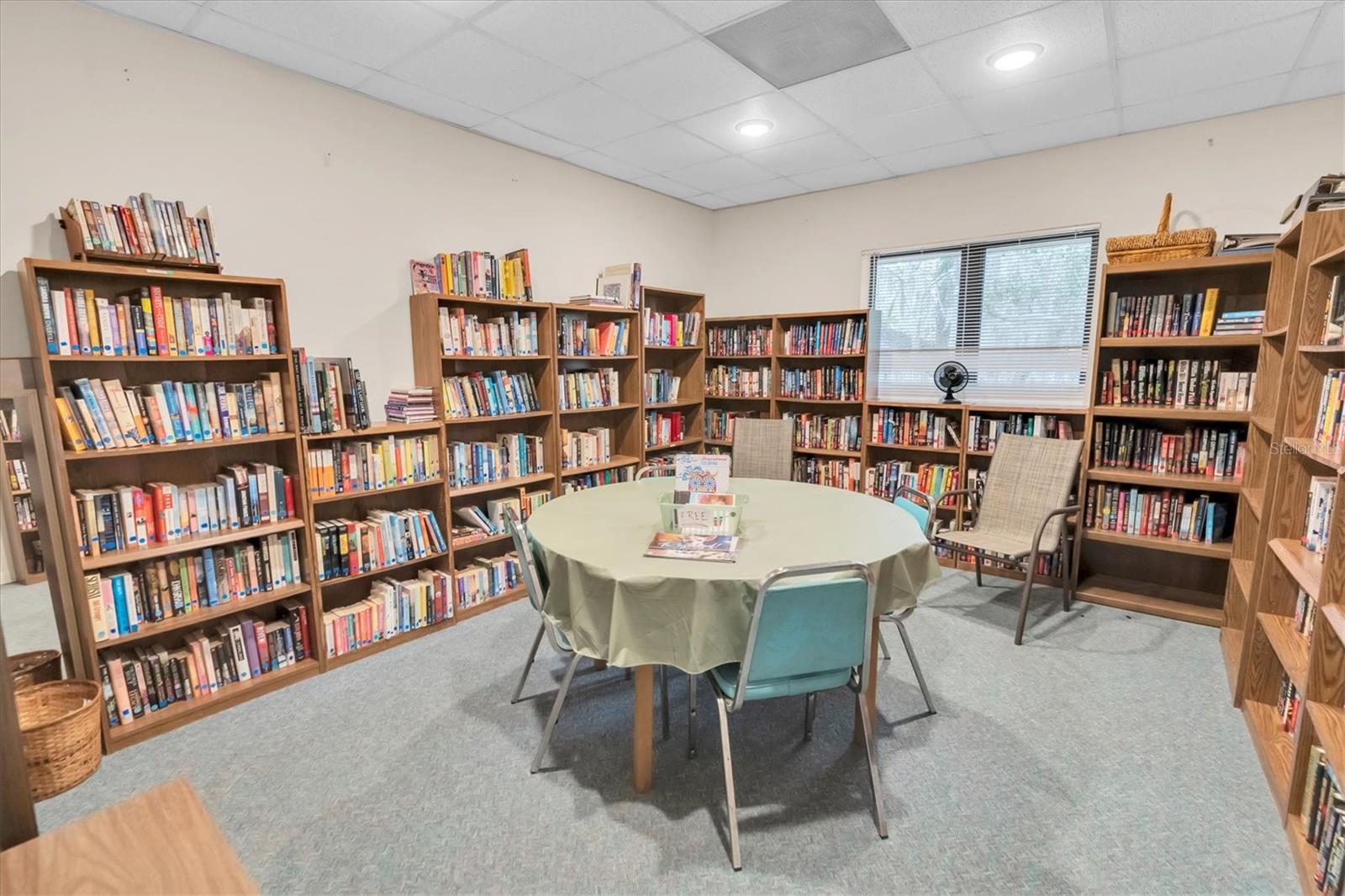 ISLAND VIEW SOUTH CONDO - Residential