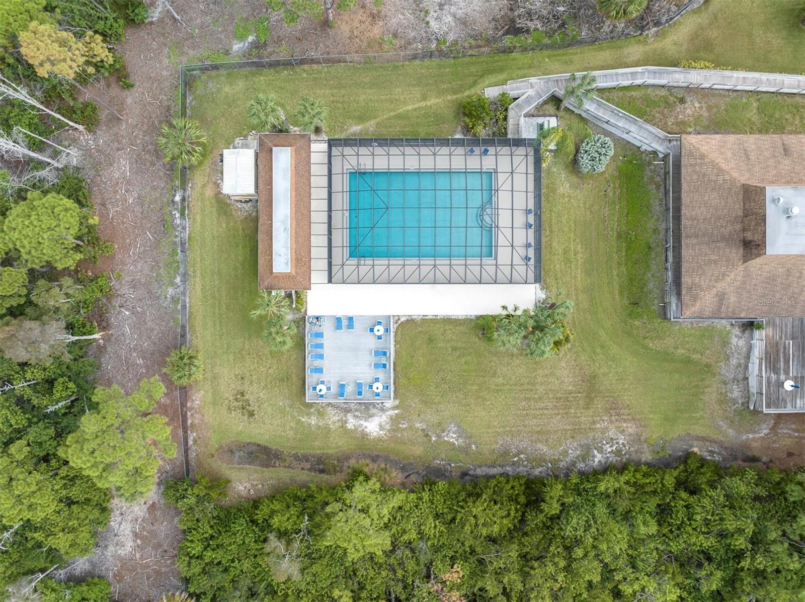 ISLAND VIEW SOUTH CONDO - Residential