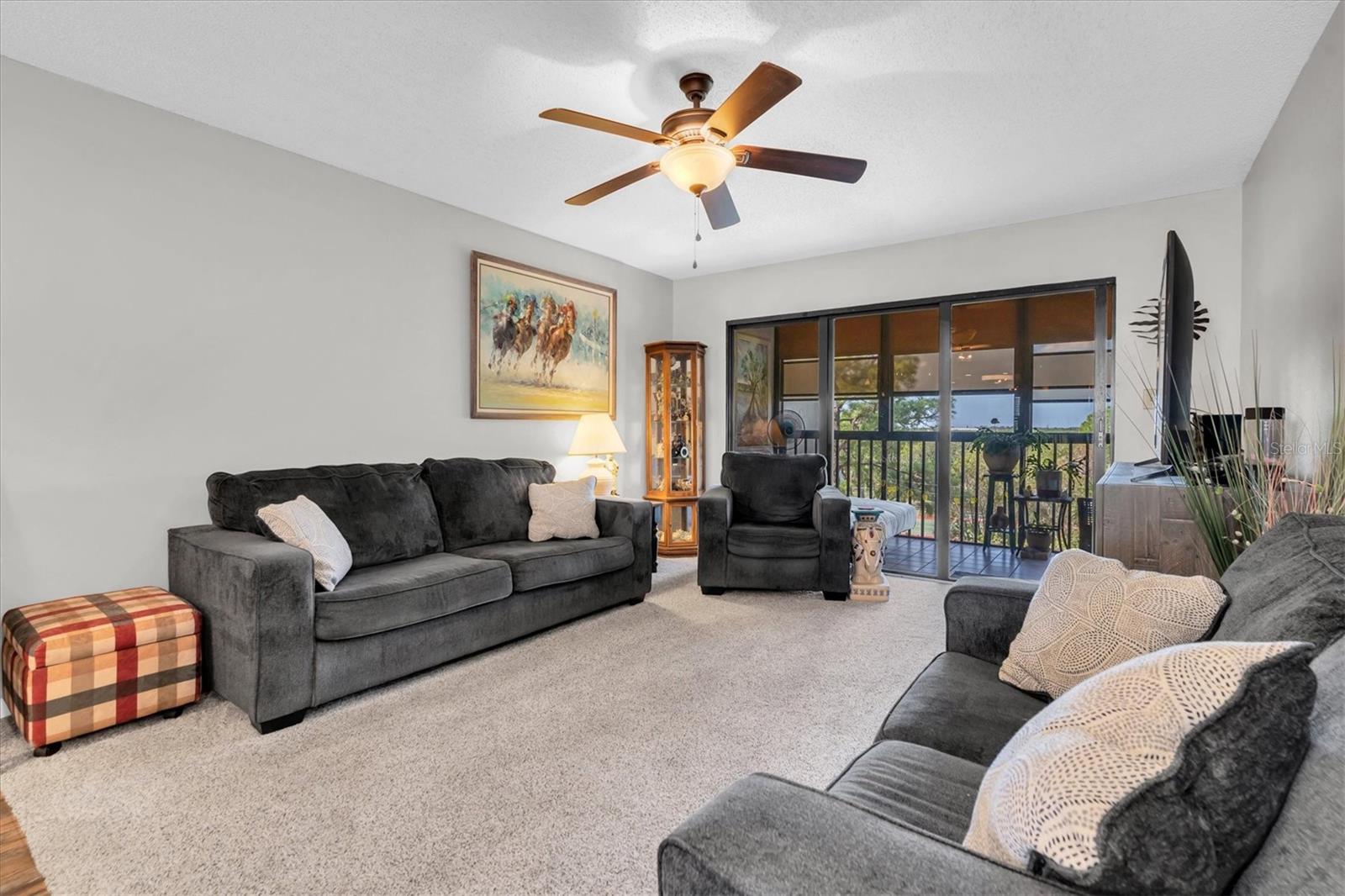 ISLAND VIEW SOUTH CONDO - Residential