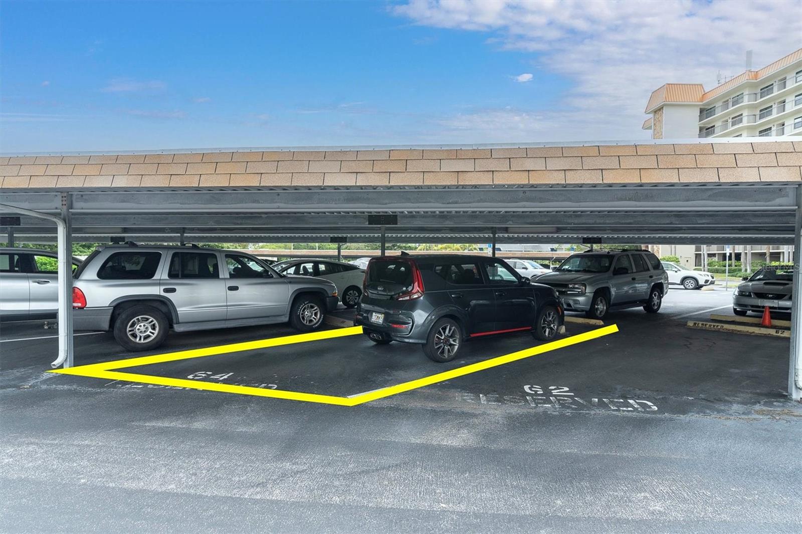 ISLAND VIEW SOUTH CONDO - Residential