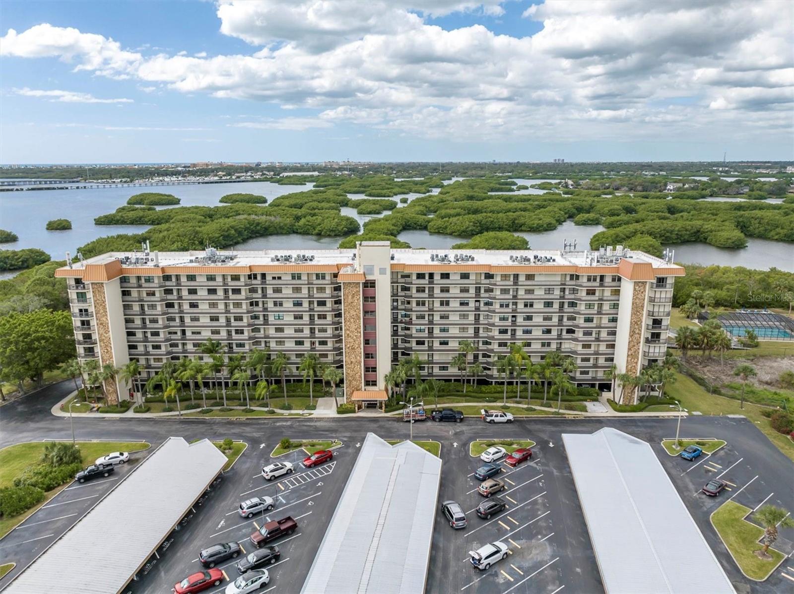 ISLAND VIEW SOUTH CONDO - Residential