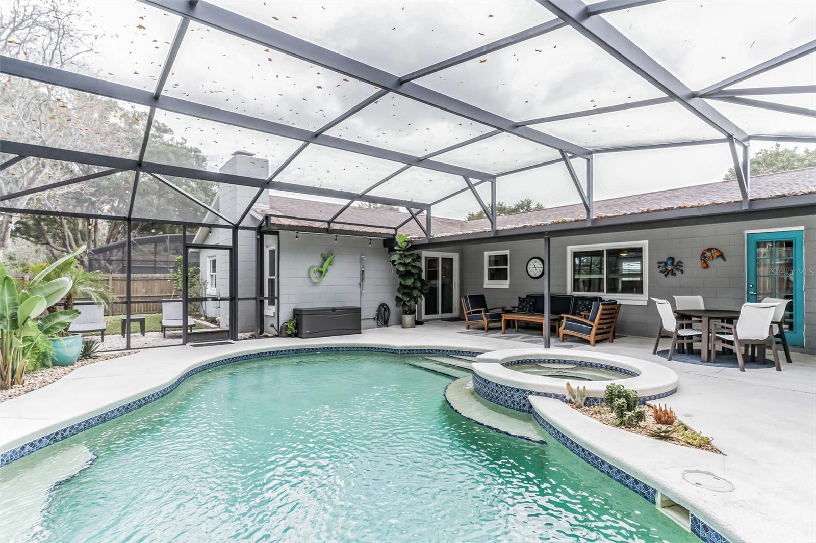 RIVERWOOD VILLAGE - Residential