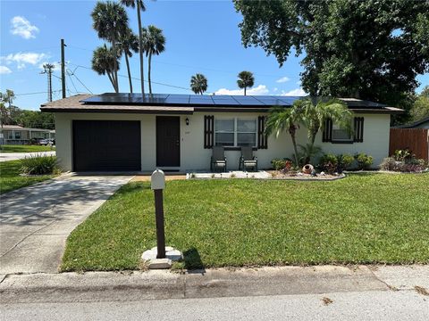 A home in SOUTH DAYTONA