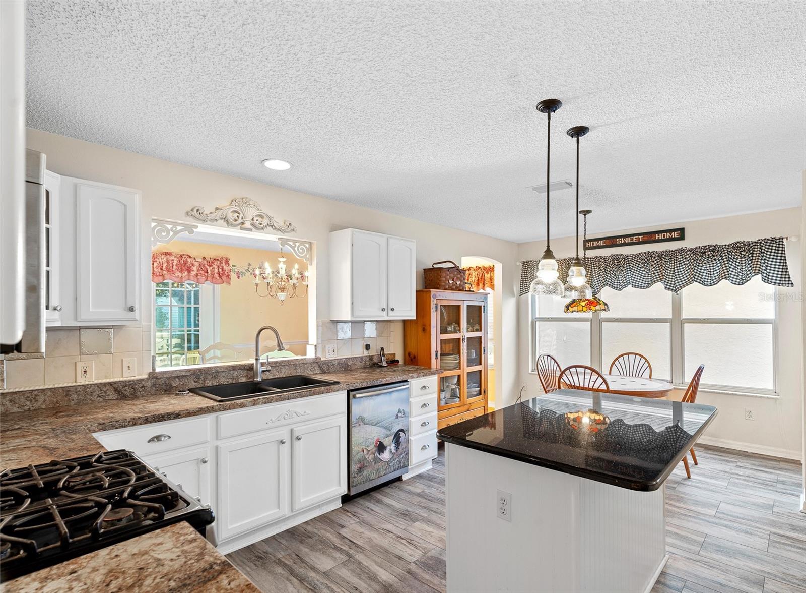 VILLAGES LADY LAKE UNIT 24 - Residential