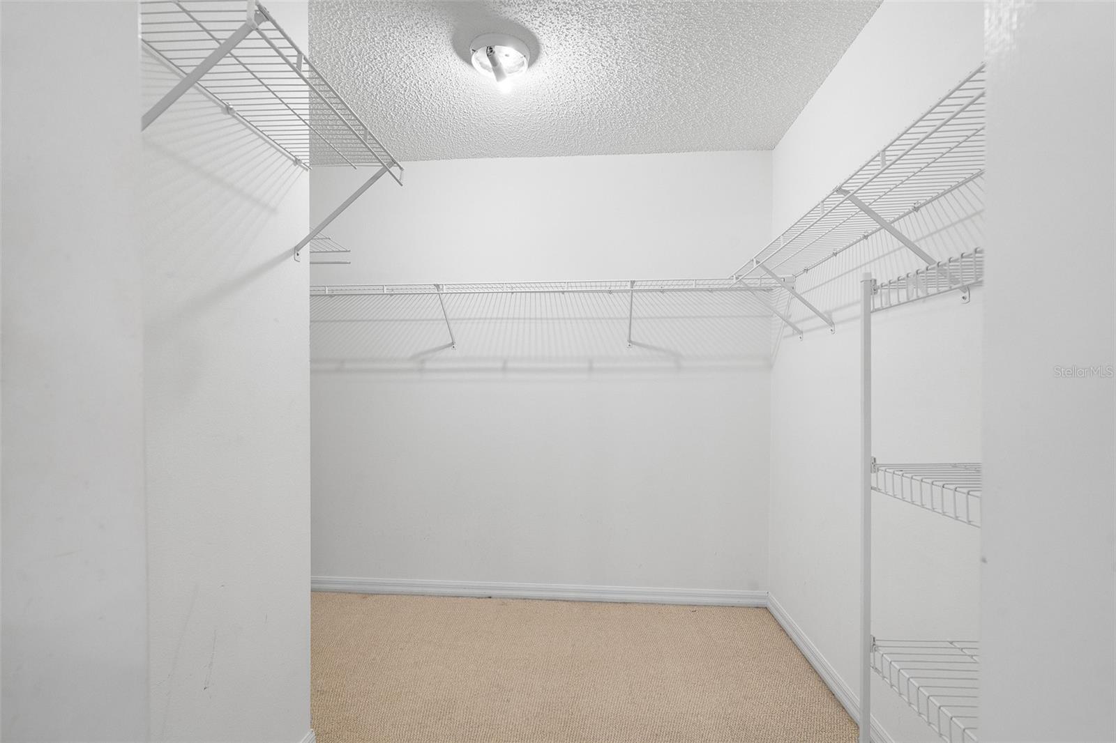 VILLAGES LADY LAKE UNIT 24 - Residential