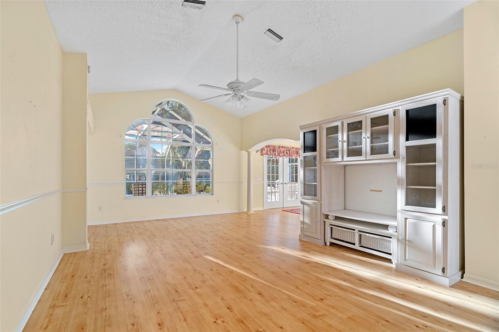 VILLAGES LADY LAKE UNIT 24 - Residential