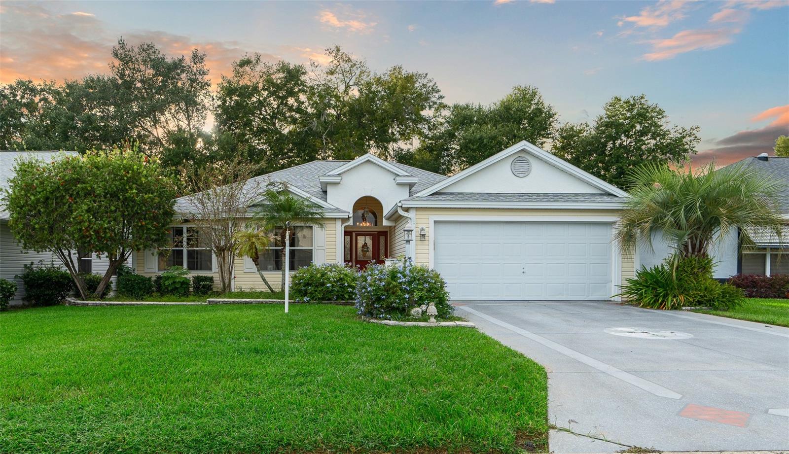 VILLAGES LADY LAKE UNIT 24 - Residential