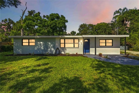 Photo of 1806 Dierker Drive, Valrico, FL 33596 (MLS # TB8544951)