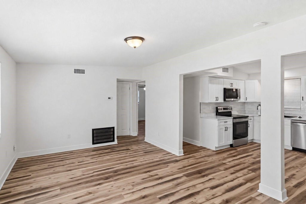 Photo of 1806 Dierker Drive, Valrico, FL 33596 (MLS # TB8544951)