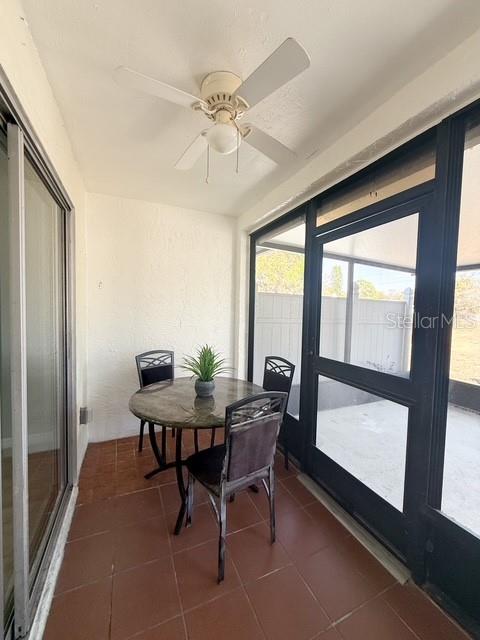 PARKSIDE VILLAS - Residential