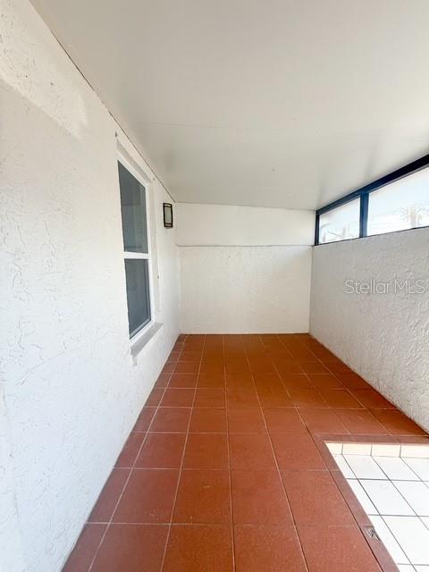 PARKSIDE VILLAS - Residential