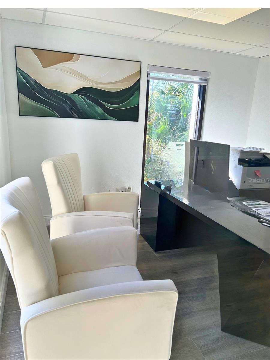 13302 WINDING OAK COURT