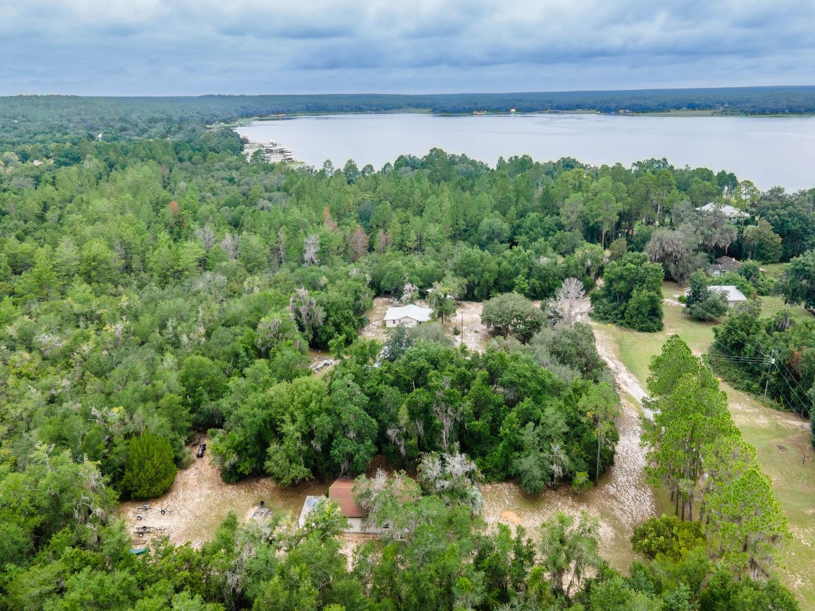 GOVT LEASE LT LAKE KER - Residential