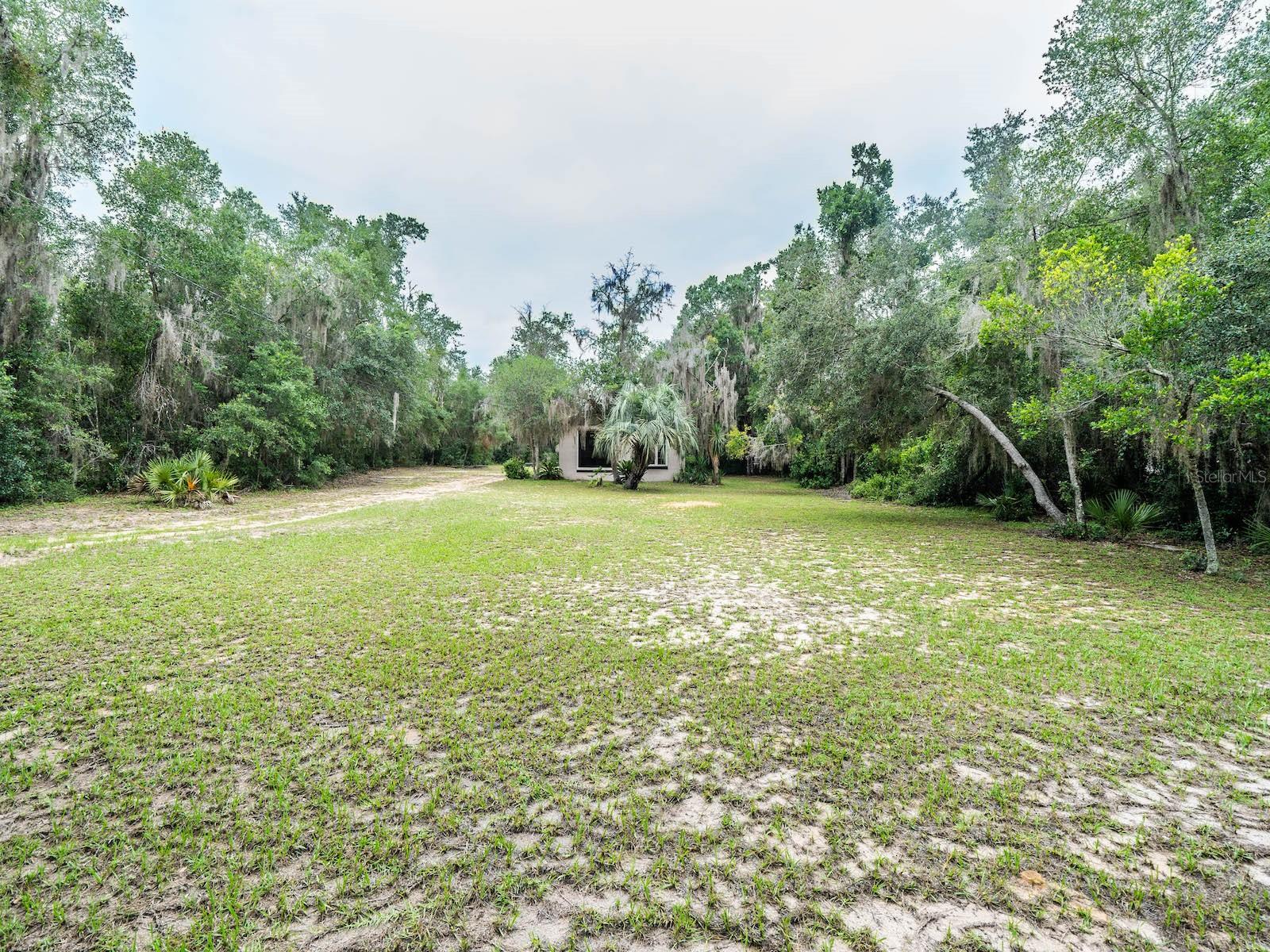 GOVT LEASE LT LAKE KER - Residential