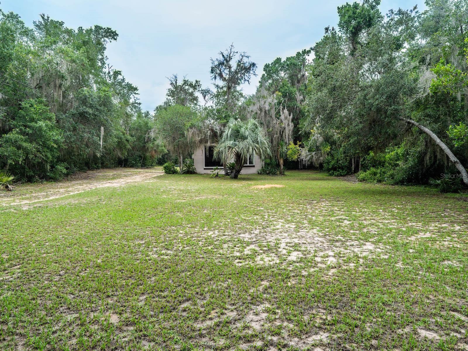 GOVT LEASE LT LAKE KER - Residential