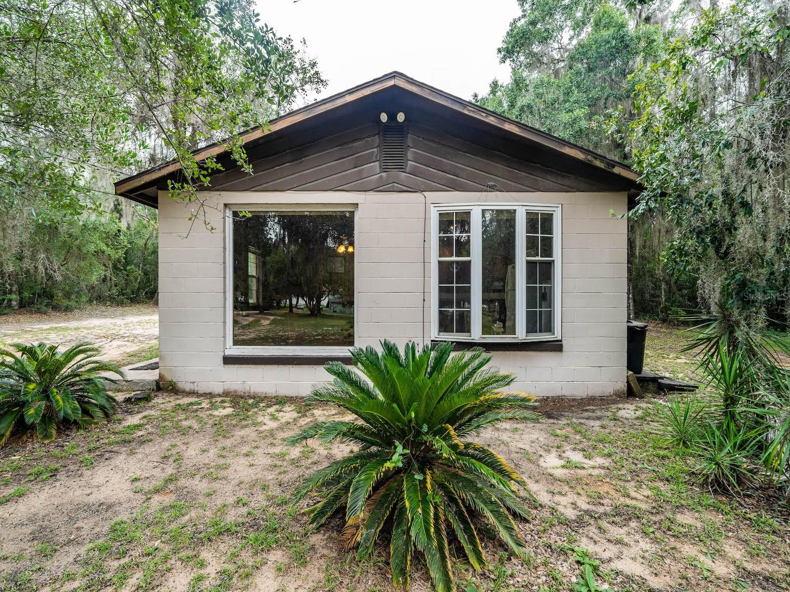 GOVT LEASE LT LAKE KER - Residential