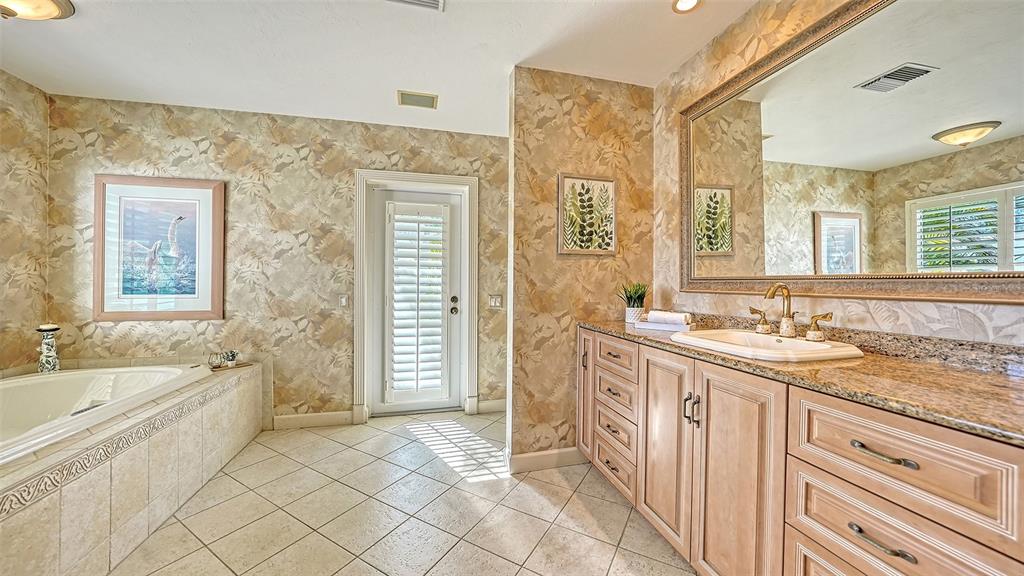 VENICE GULF VIEW REP - Residential