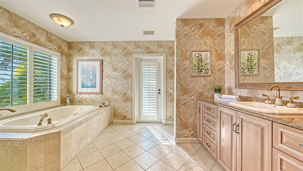 VENICE GULF VIEW REP - Residential