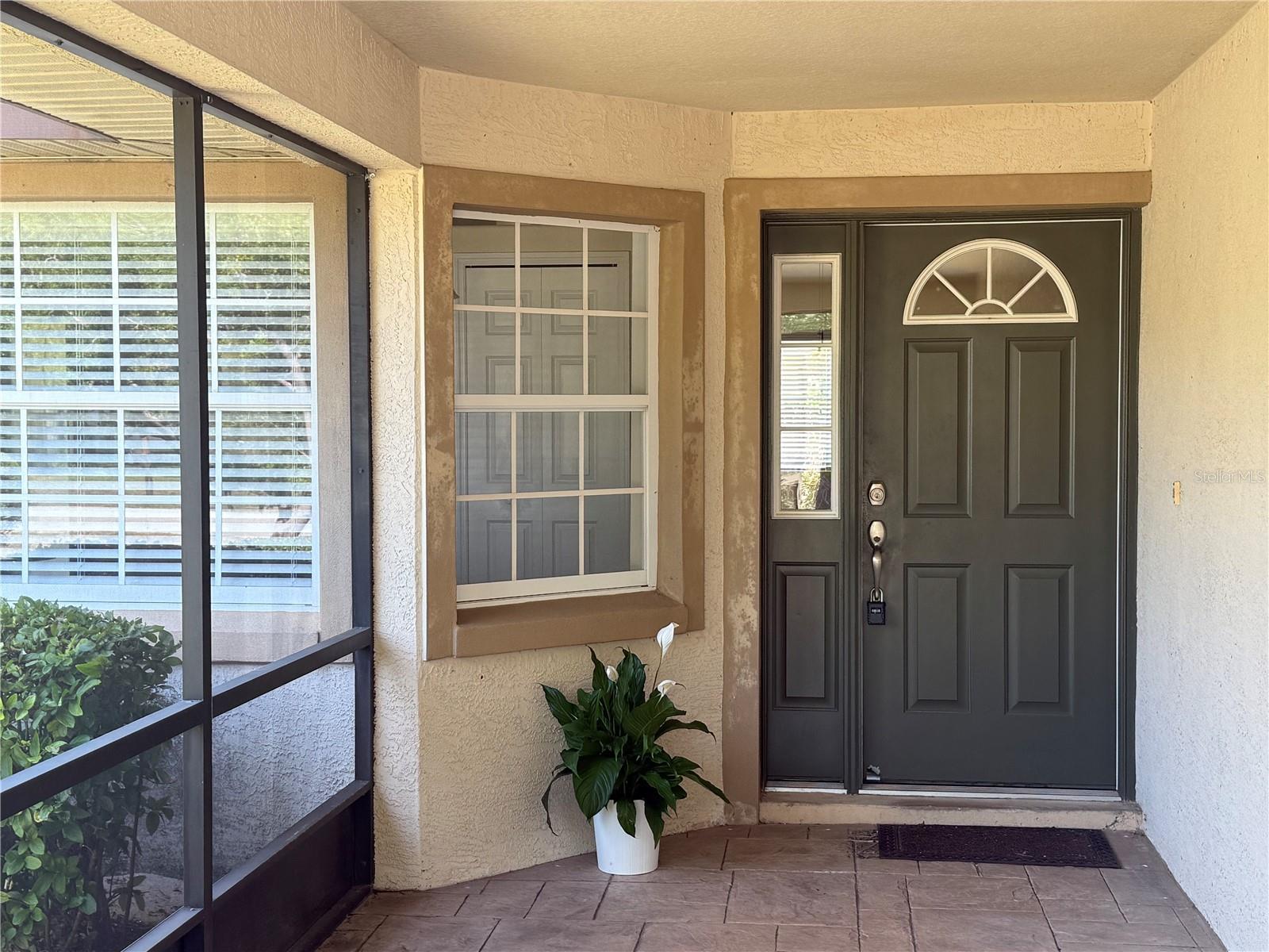 28 WELLER LANE