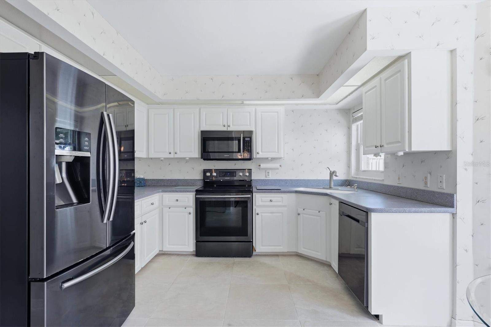 HARRINGTON LAKE - Residential