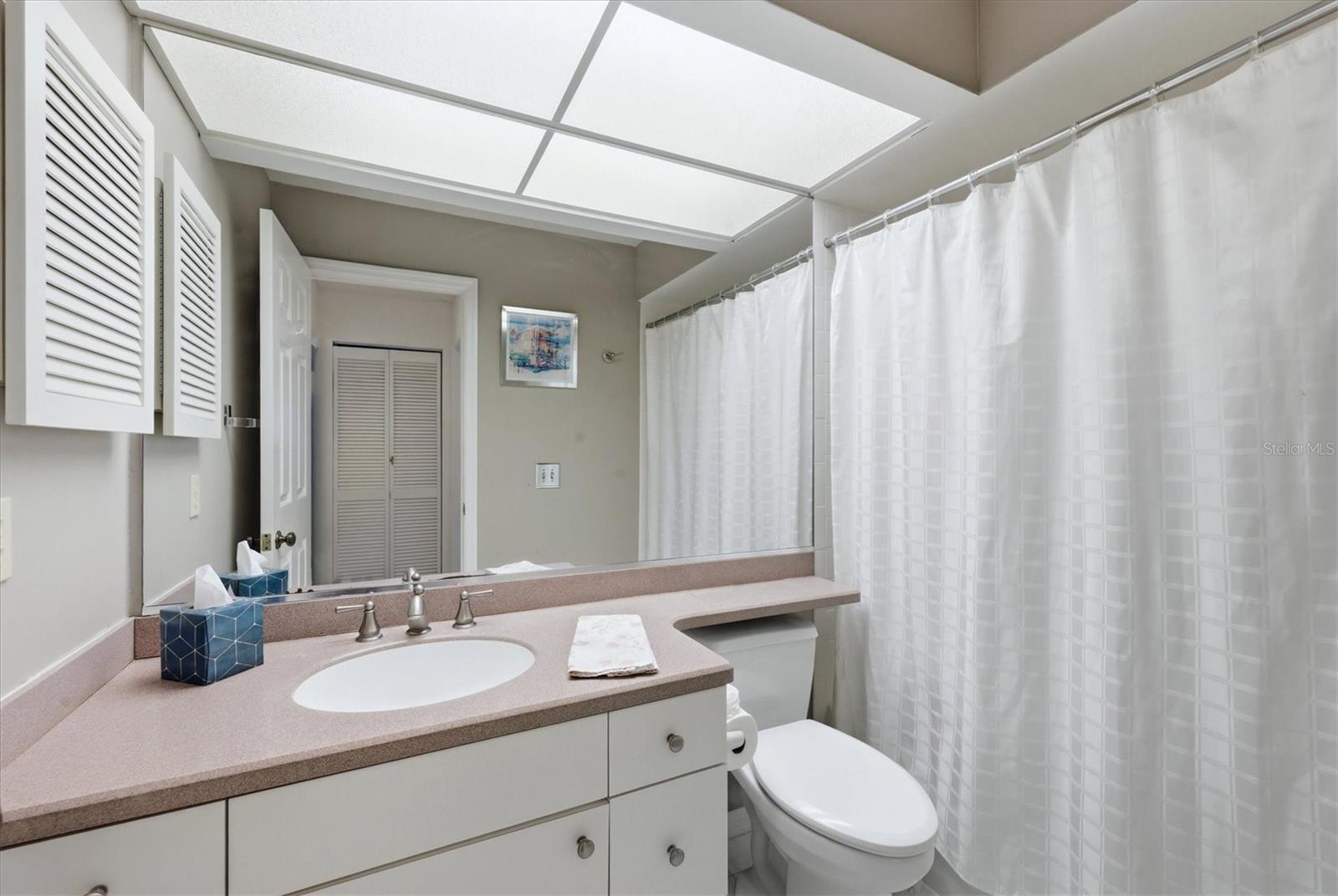 HARRINGTON LAKE - Residential