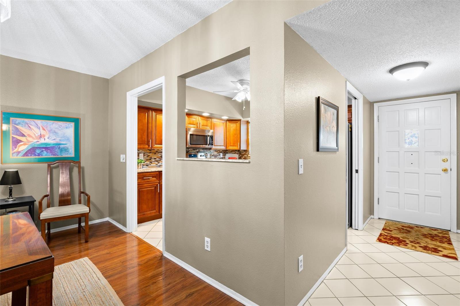 ON TOP OF THE WORLD - Residential