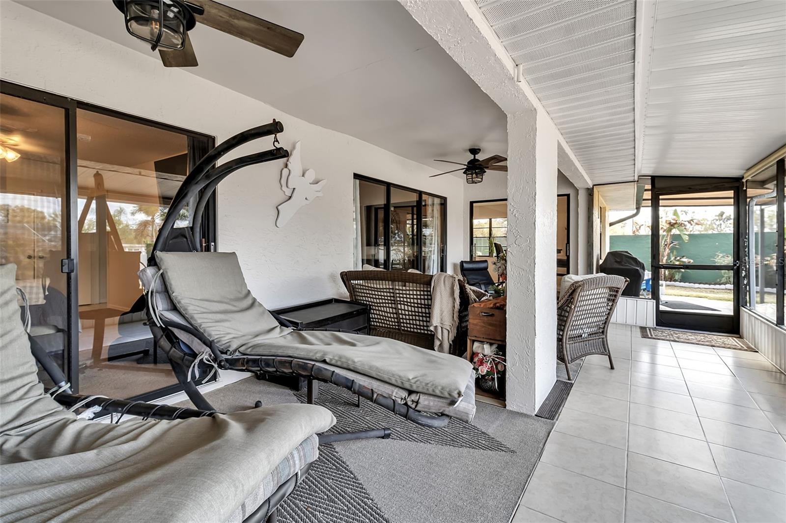 SUN CITY CENTER UNIT 47 - Residential