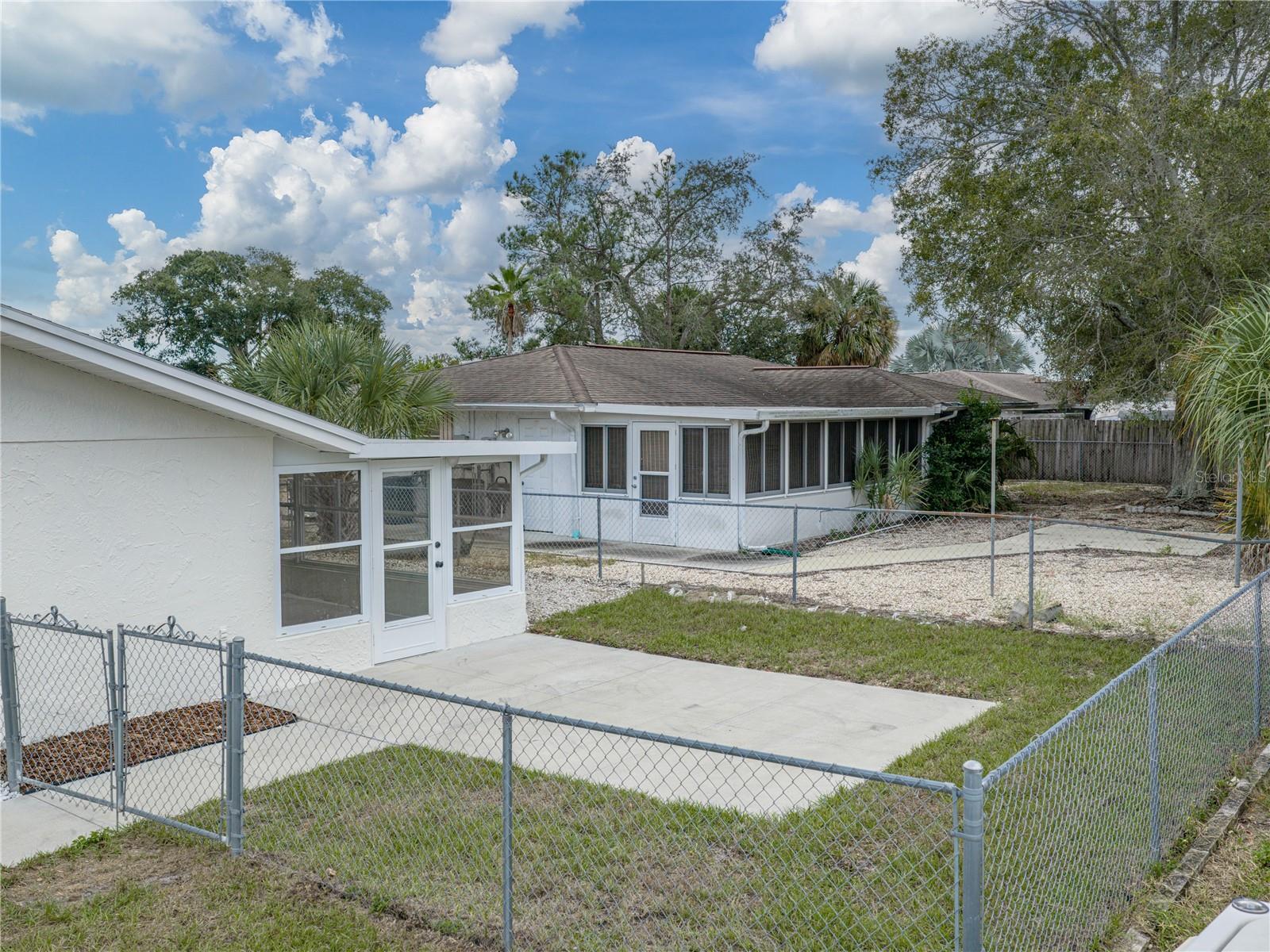 JASMINE LAKES - Residential
