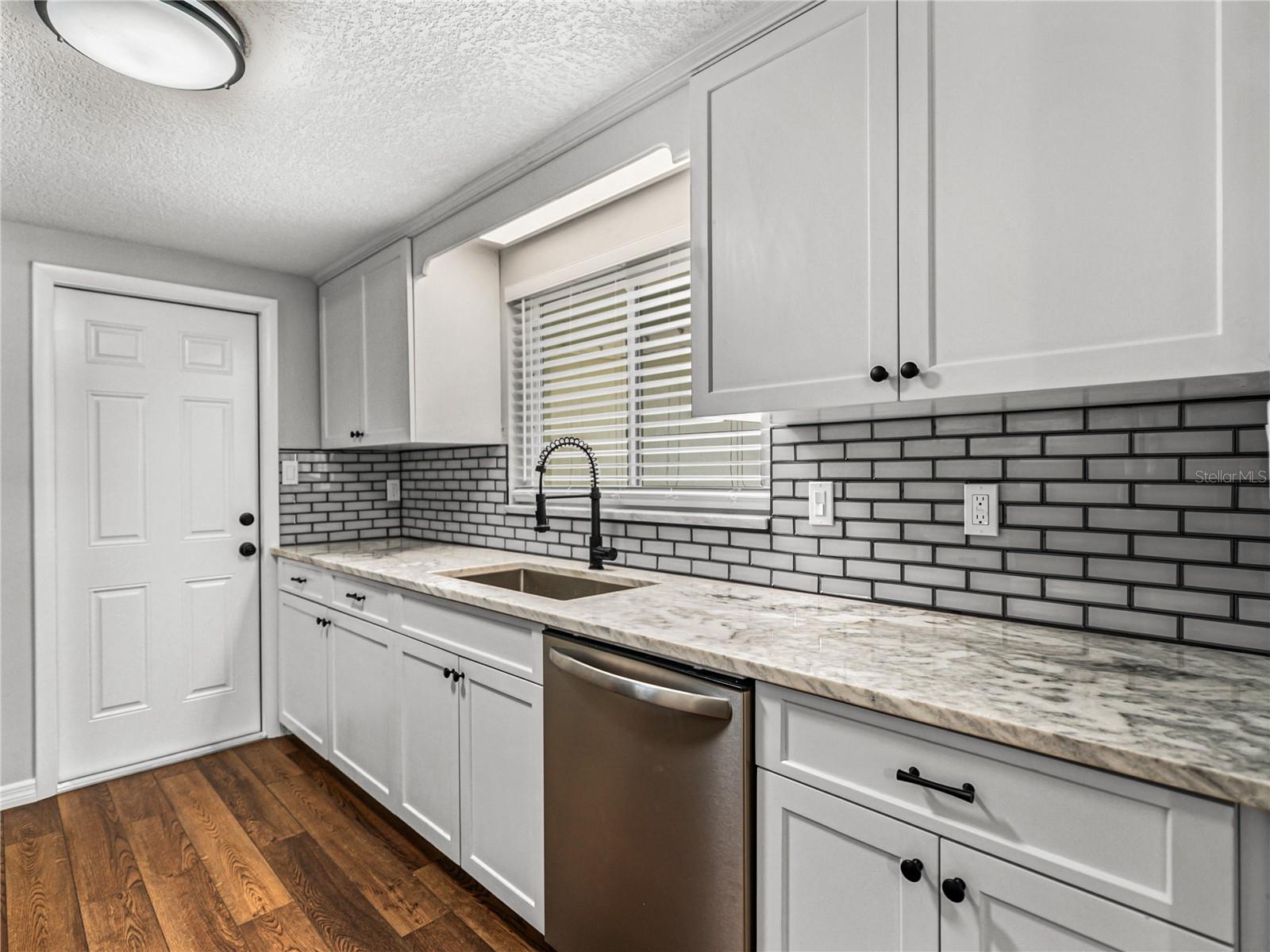 JASMINE LAKES - Residential