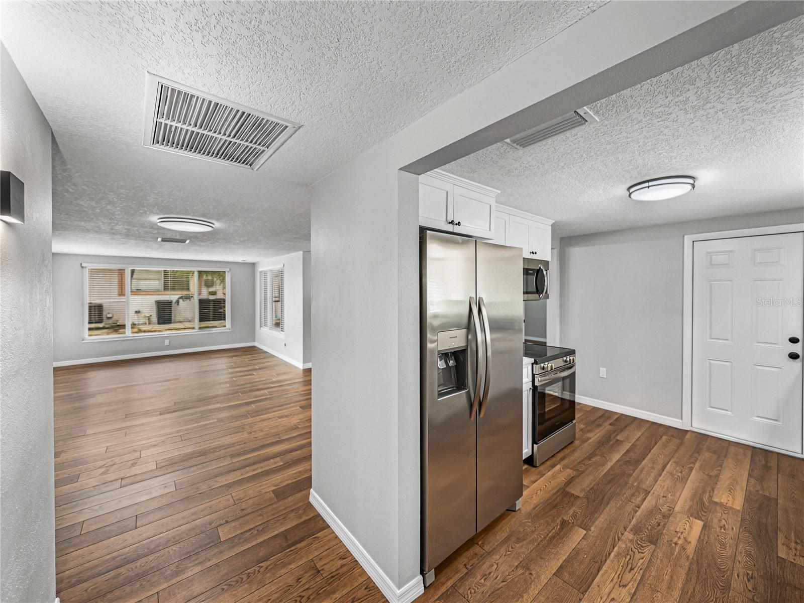 JASMINE LAKES - Residential