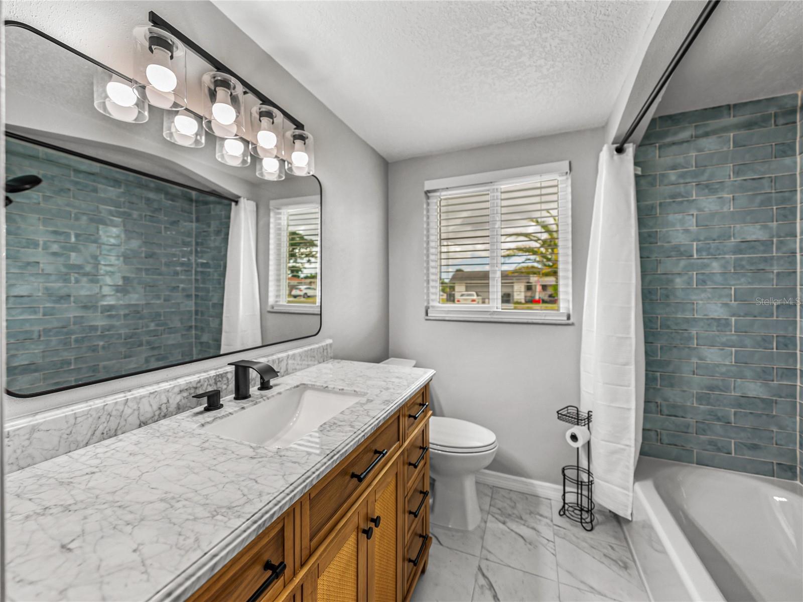 JASMINE LAKES - Residential