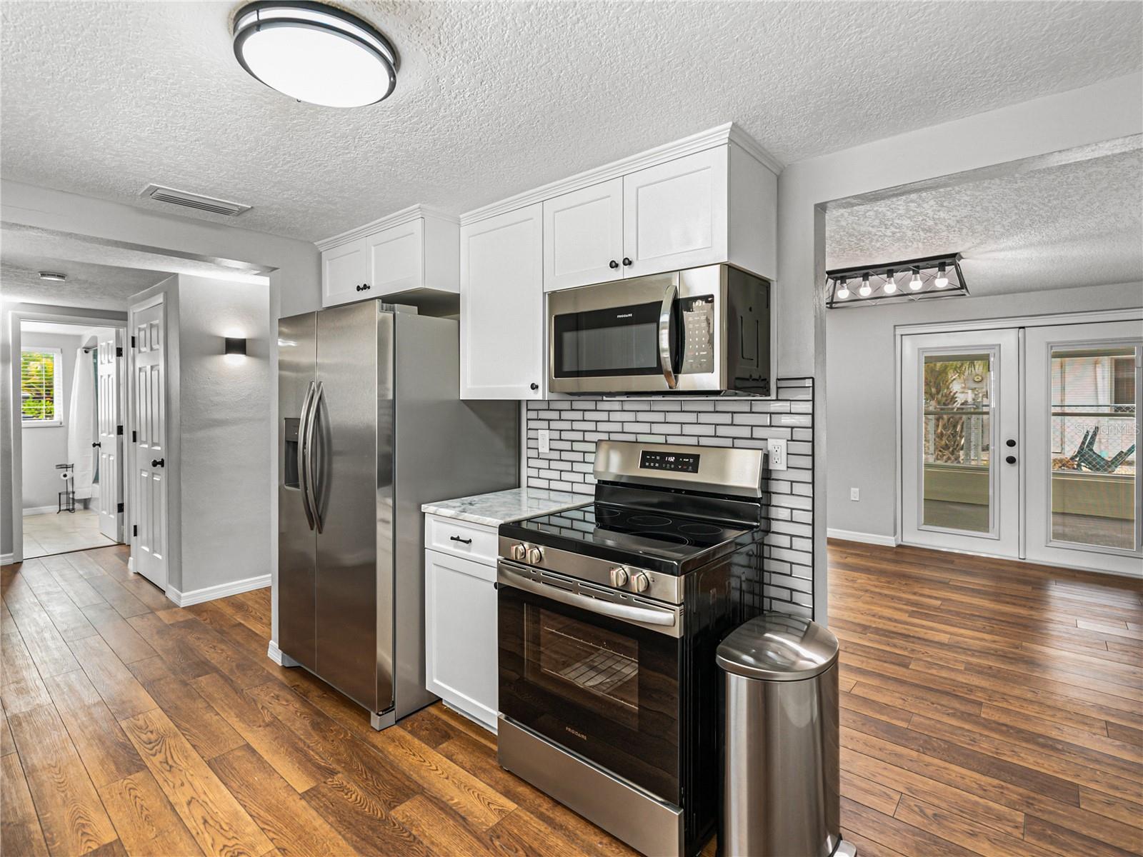 JASMINE LAKES - Residential