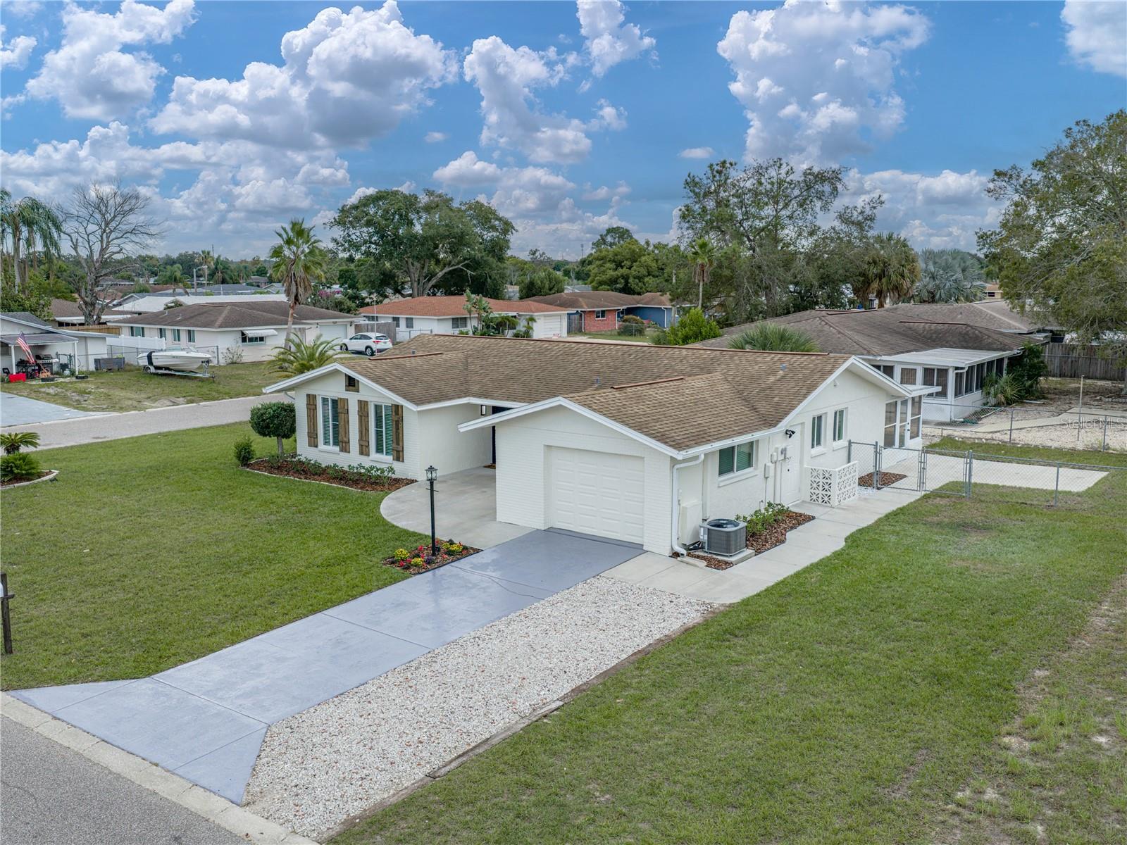 JASMINE LAKES - Residential