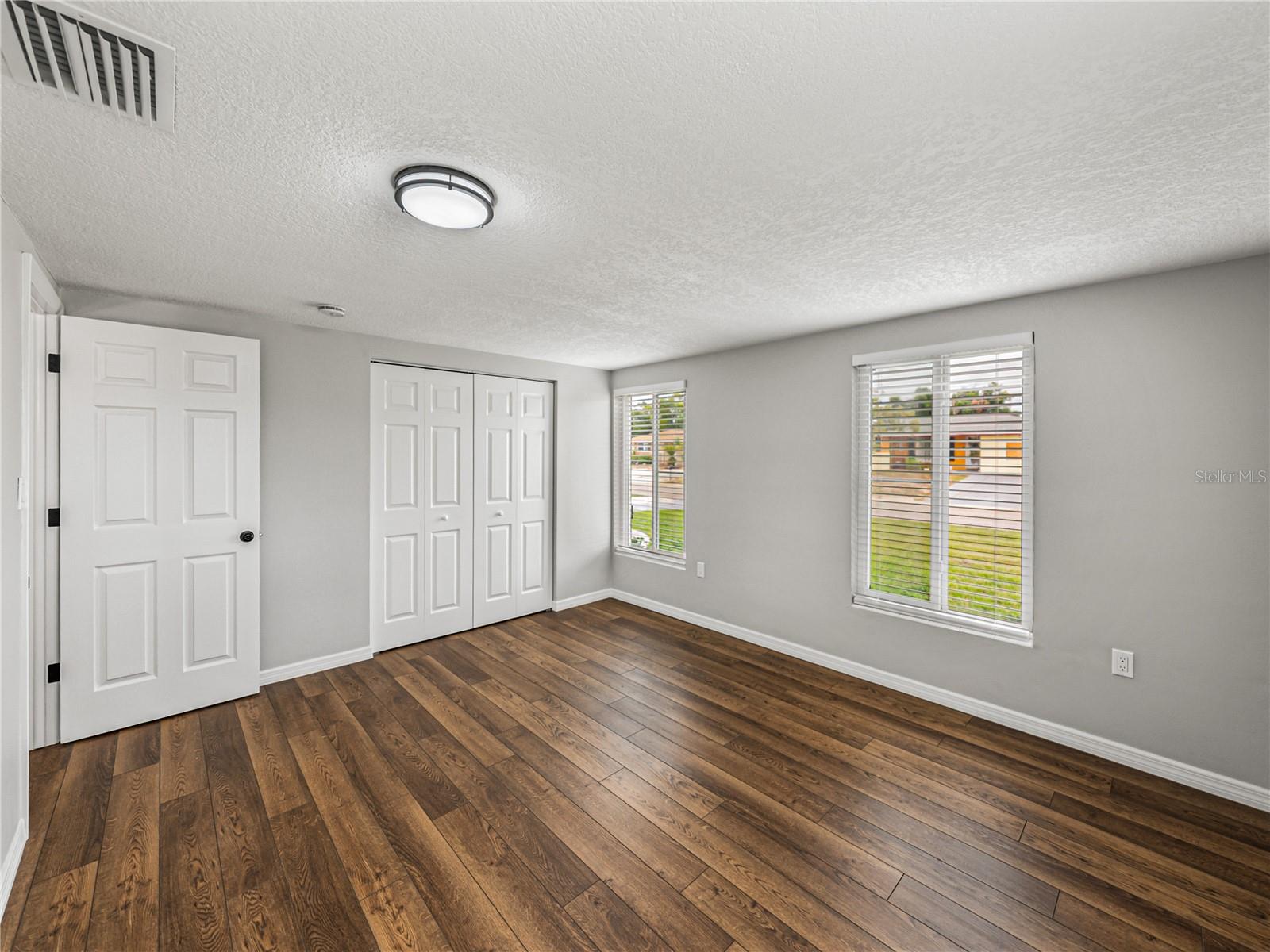 JASMINE LAKES - Residential