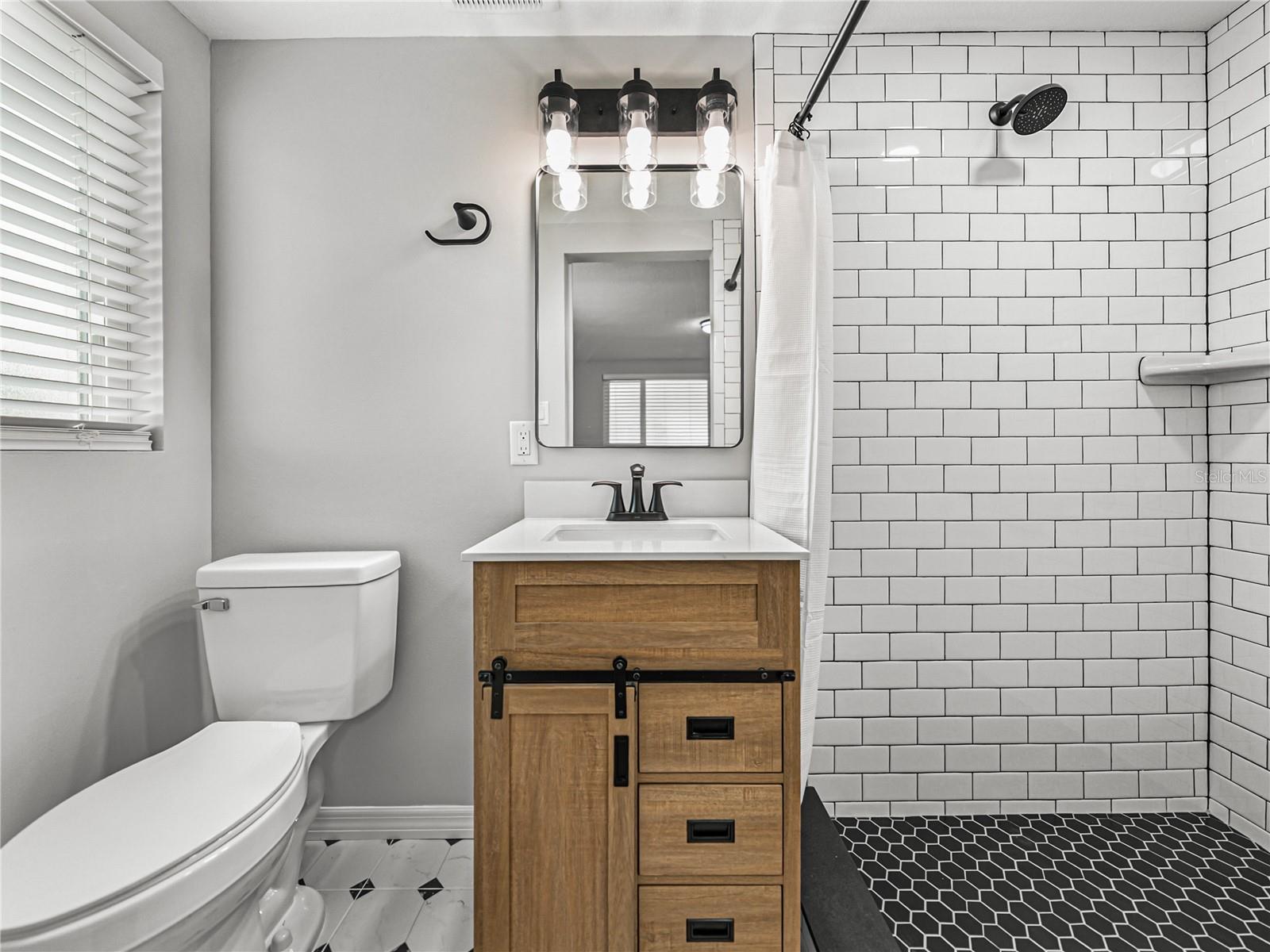 JASMINE LAKES - Residential