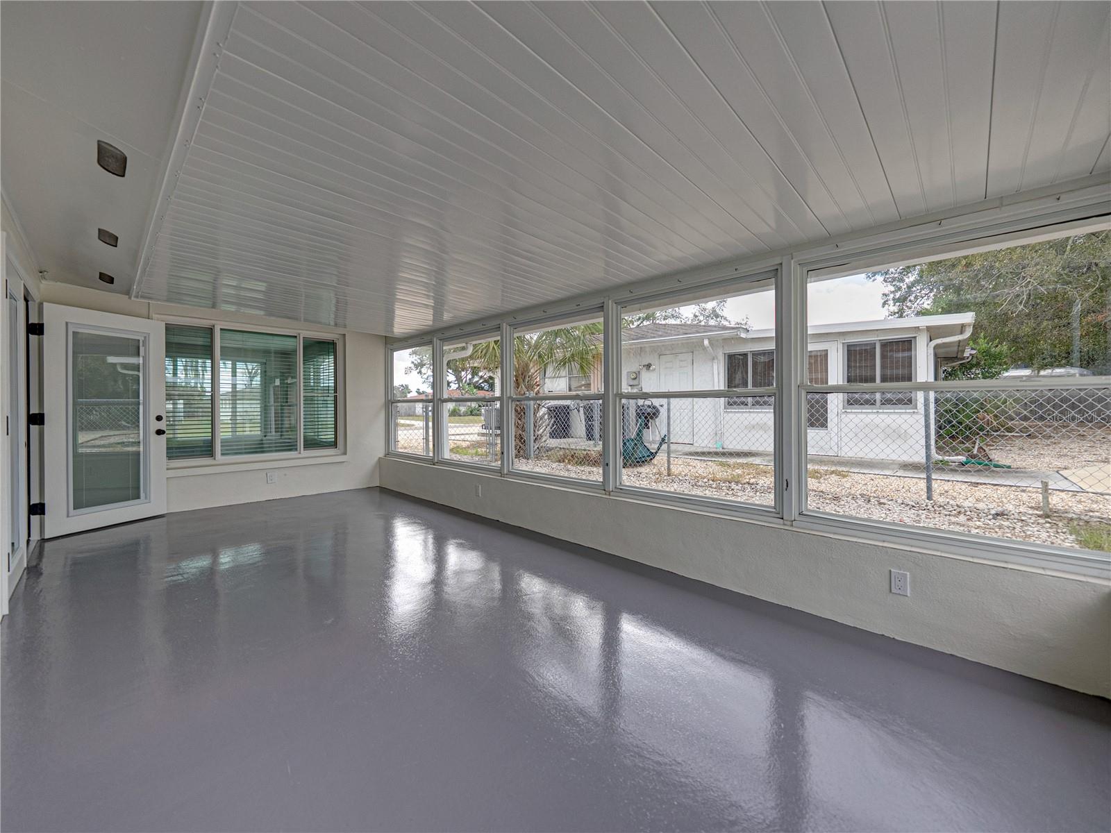 JASMINE LAKES - Residential