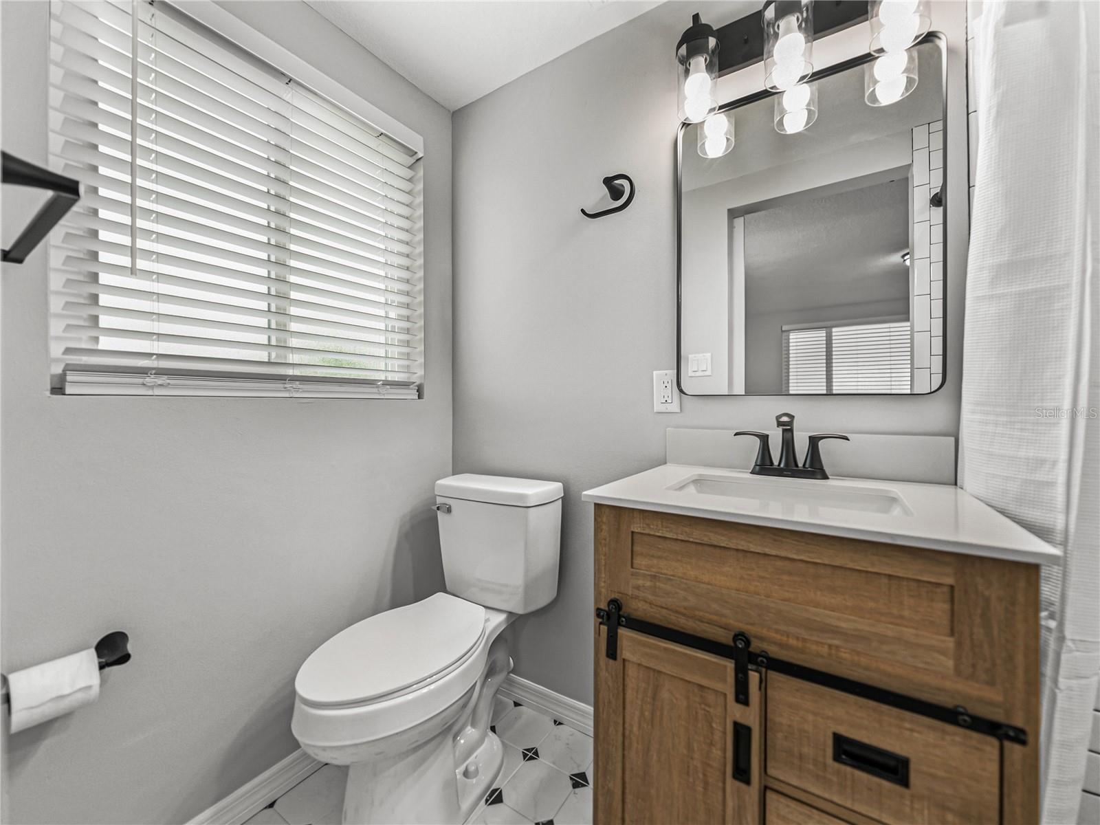 JASMINE LAKES - Residential