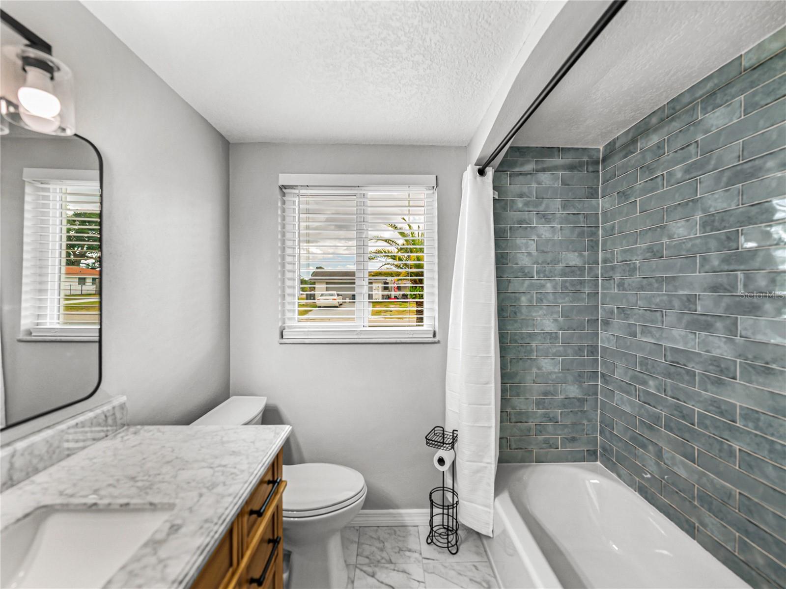 JASMINE LAKES - Residential