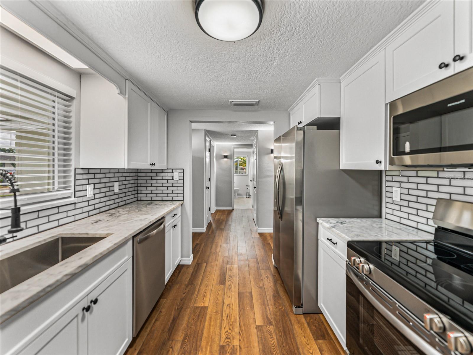 JASMINE LAKES - Residential