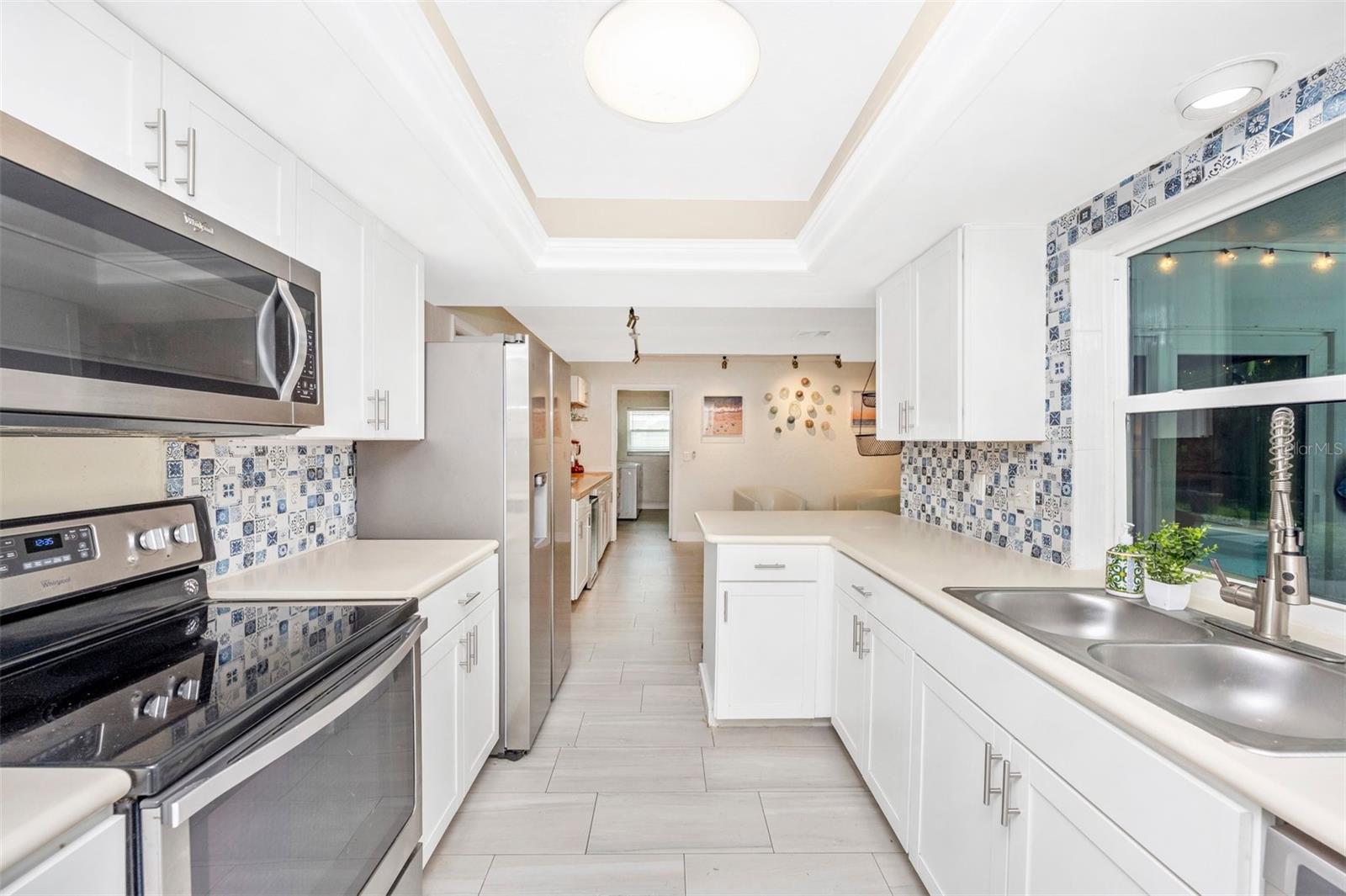GULF GATE WOODS - Residential