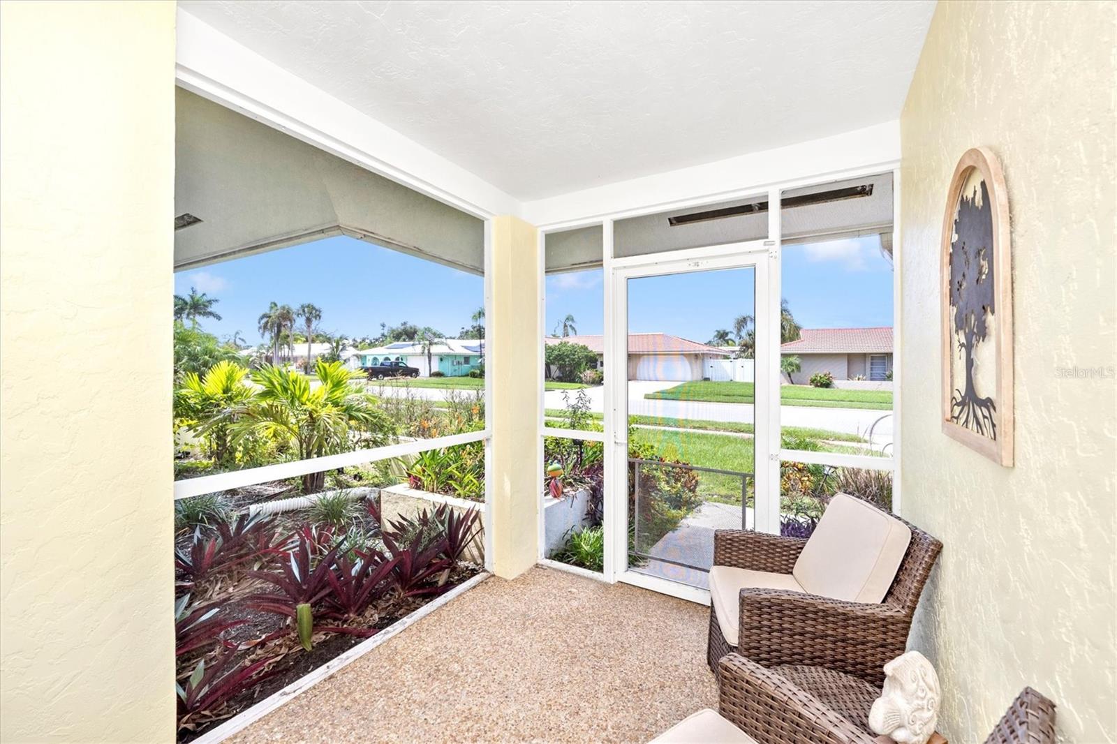 2920 CAPTIVA DRIVE