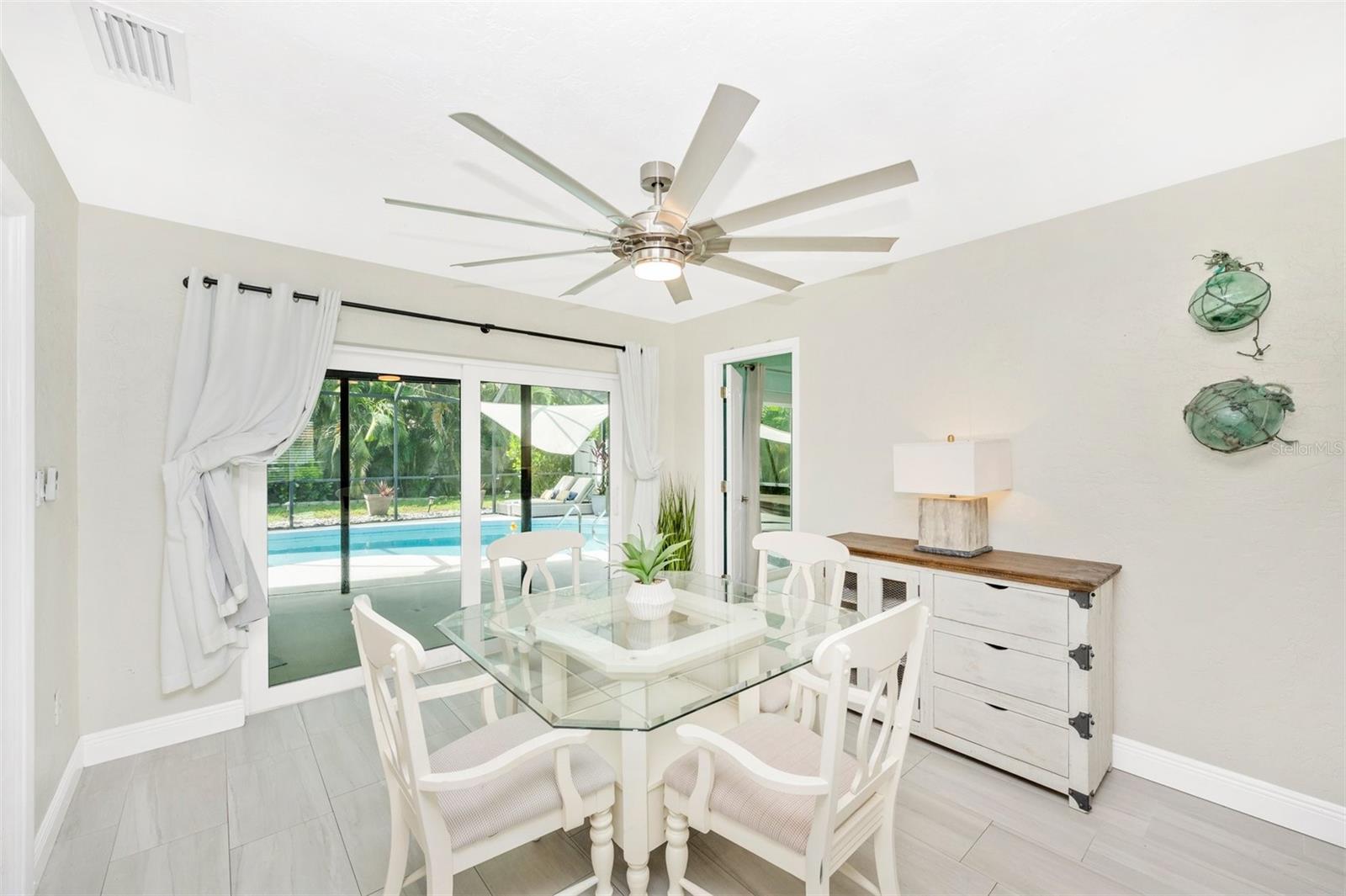 GULF GATE WOODS - Residential